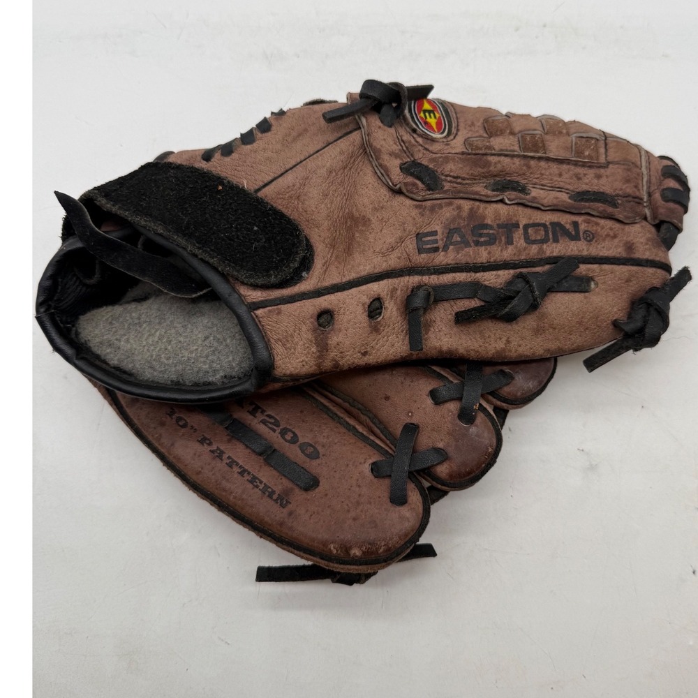 Easton Natural Series NAT200 10 Inch Baseball Glove Brown Leather RHT Youth